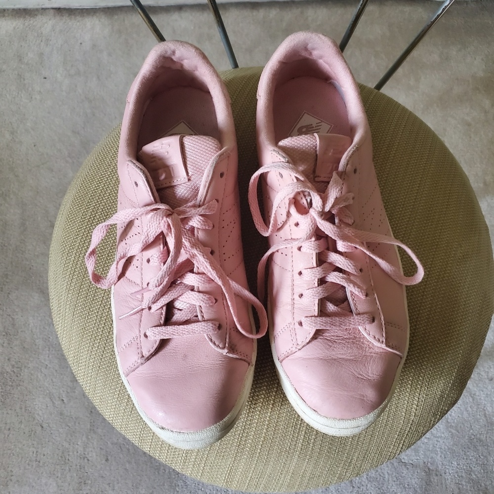 Pink leather New Balance 791